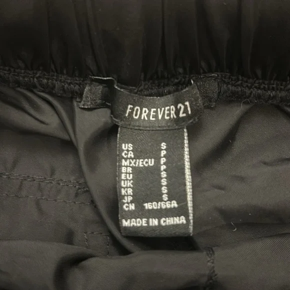 Forever 21 Cargo Pants - Size S - Picture 2 of 4